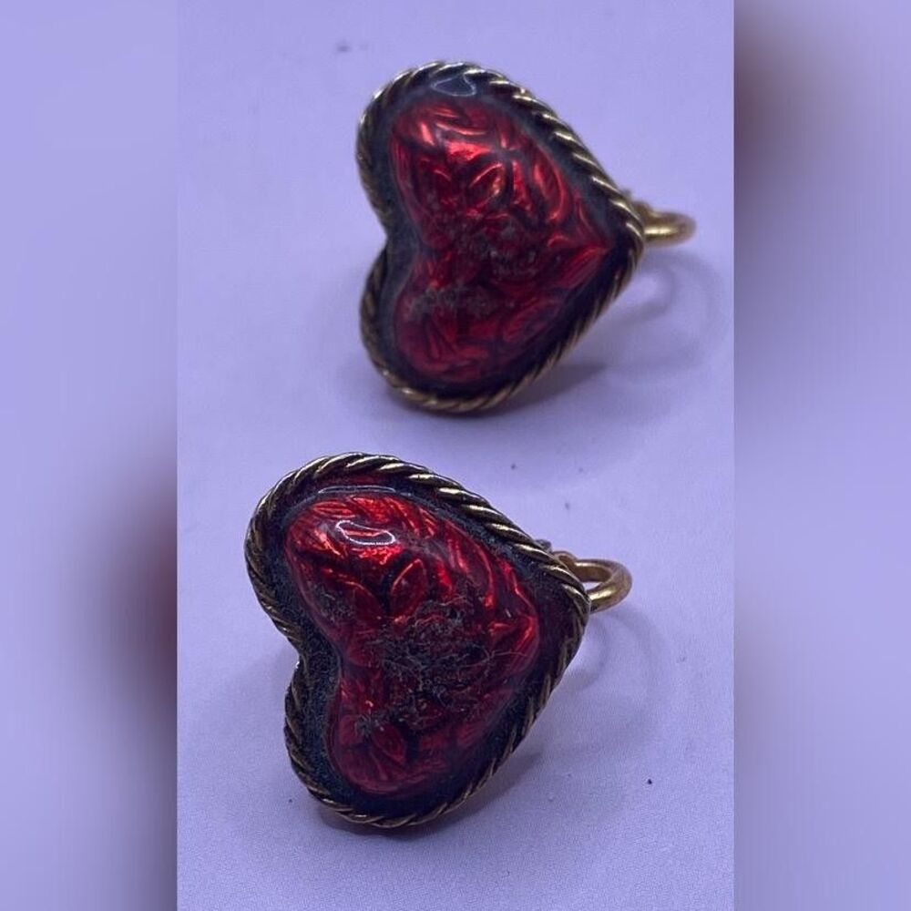 Vintage Red Heart Clip-On Earrings Gold Tone Molded Floral Cabochon Pair